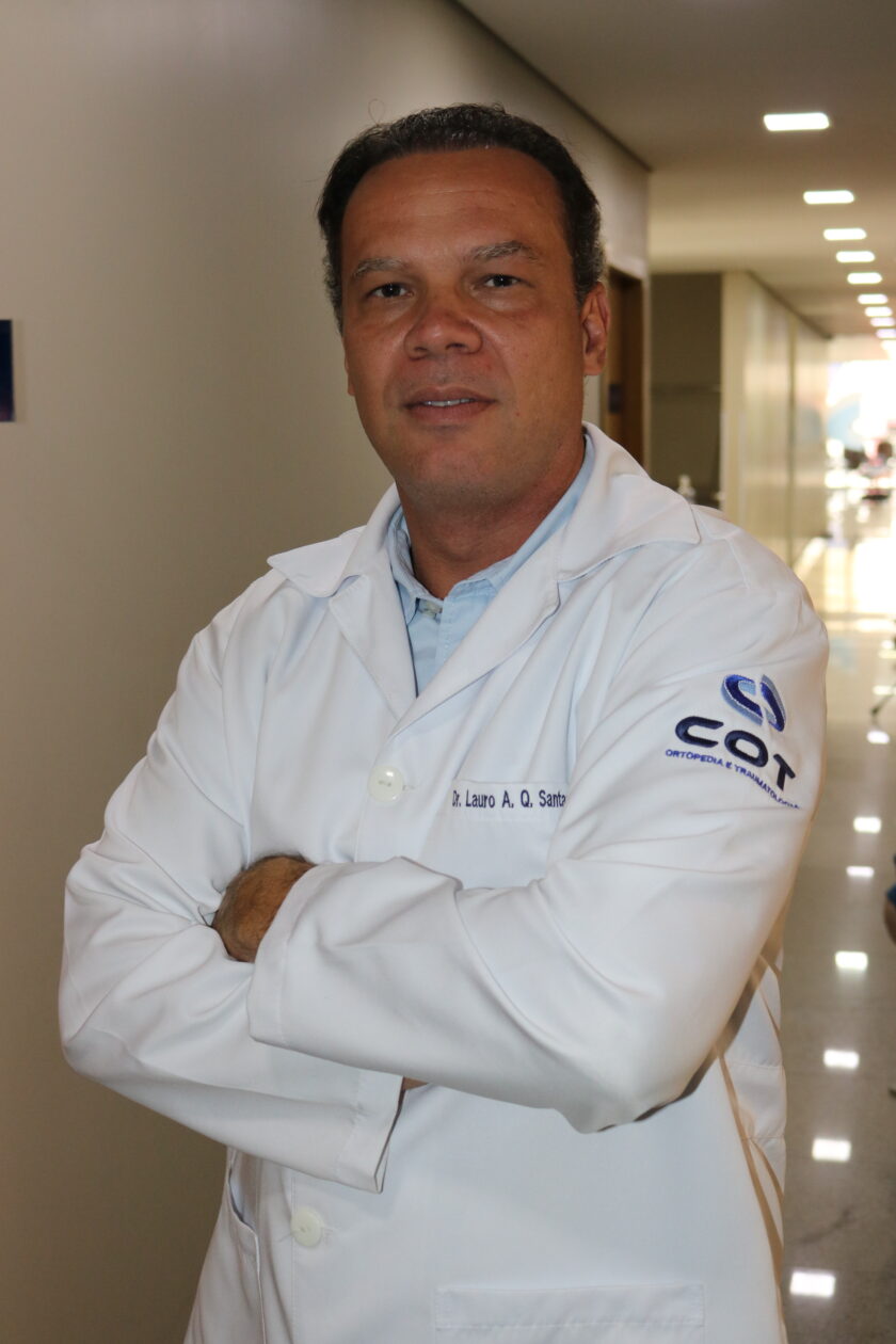 Dr. Lauro Alessandro Santana