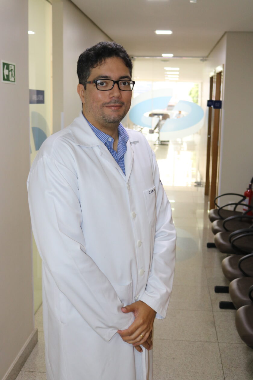 Dr. Leandro Alves de Oliveira